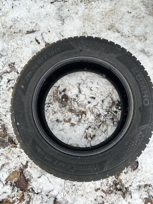 Kumho WinterCraft Ice WI51 R17 225/55