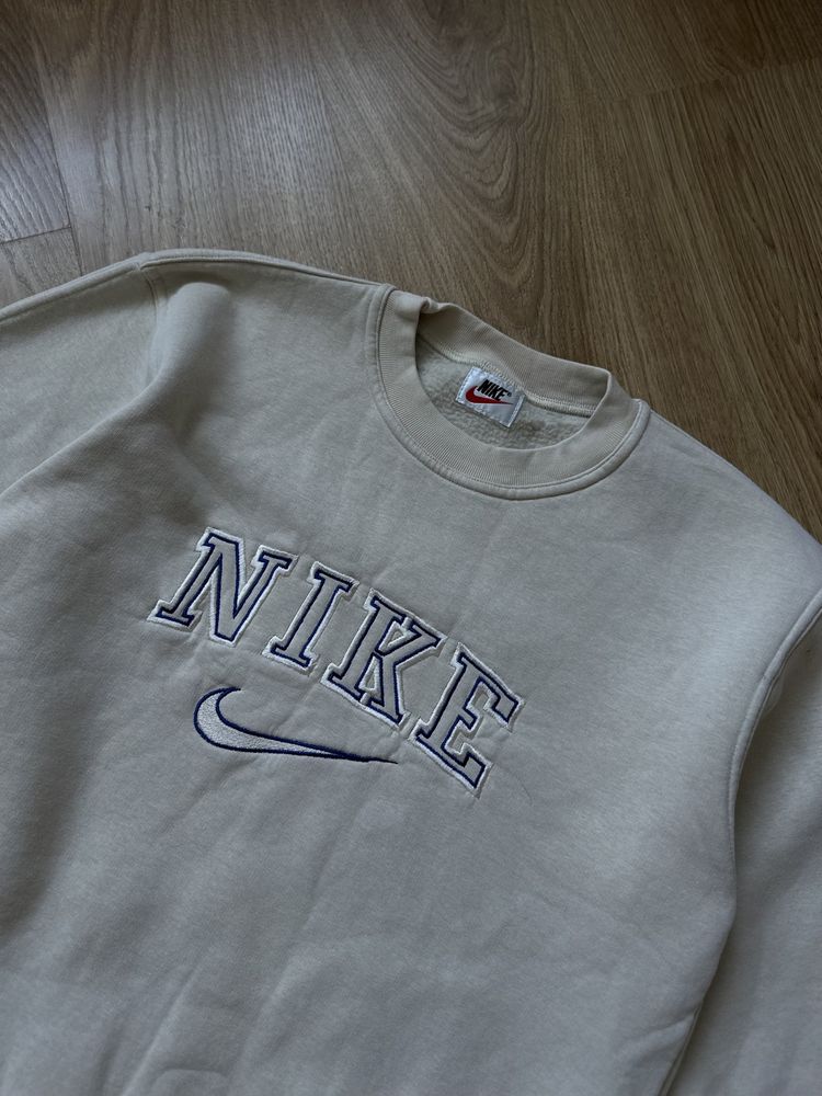 Кофта вінтажна світшот nike vintage