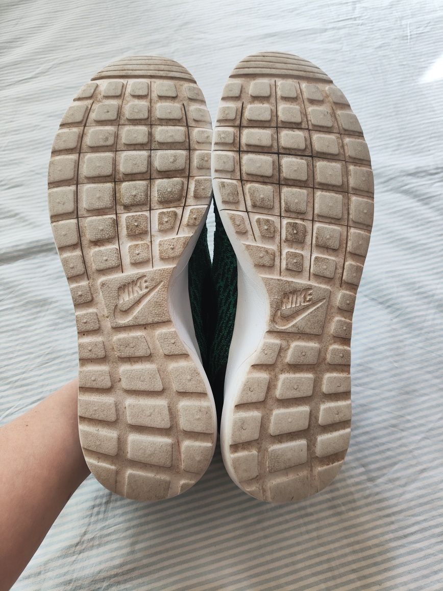 Кросівки Nike Roshe NM Flyknit Lucid Green 816531-300, 28,5см
