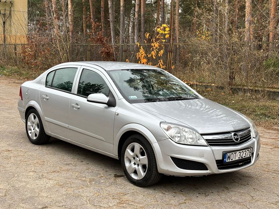 Opel Astra 1.6 LPG 2007rok