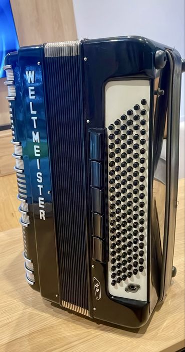 Akordeon kanałowy Weltmeister s4