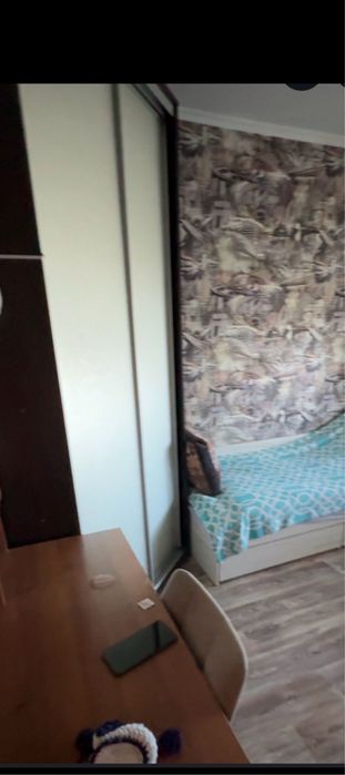 Продам  2 кім. квартиру Лівий берег Камянське