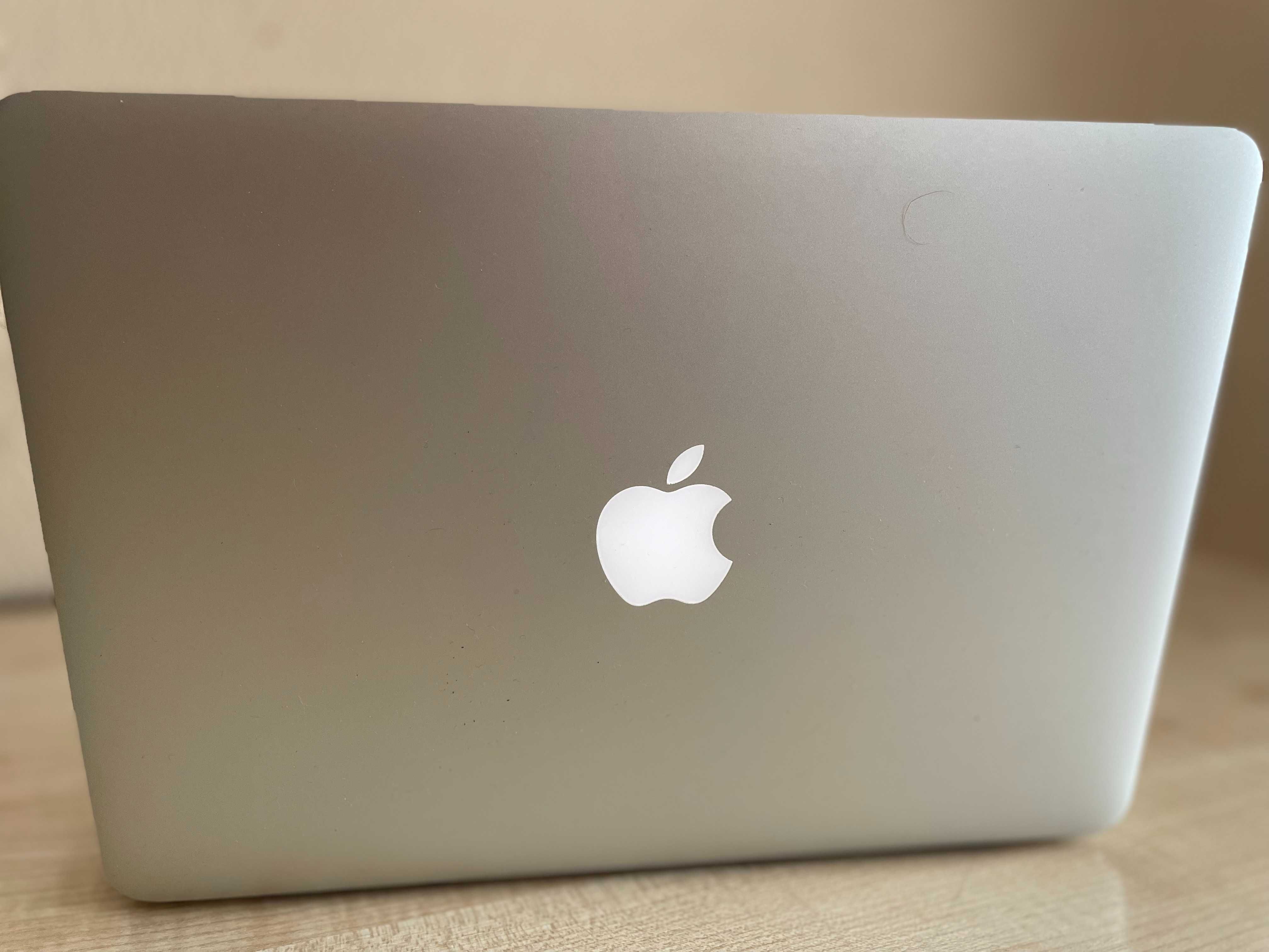 MacBook Pro (early 2015) Retina 16Gb SSD 256 НОВАЯ БАТАРЕЯ