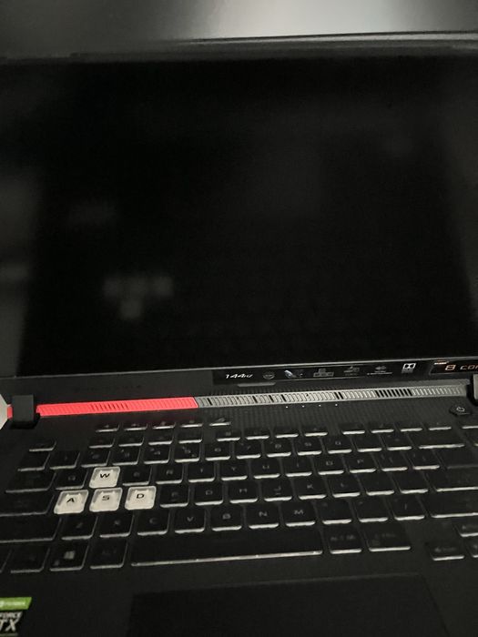 Laptop asus rog strix g15