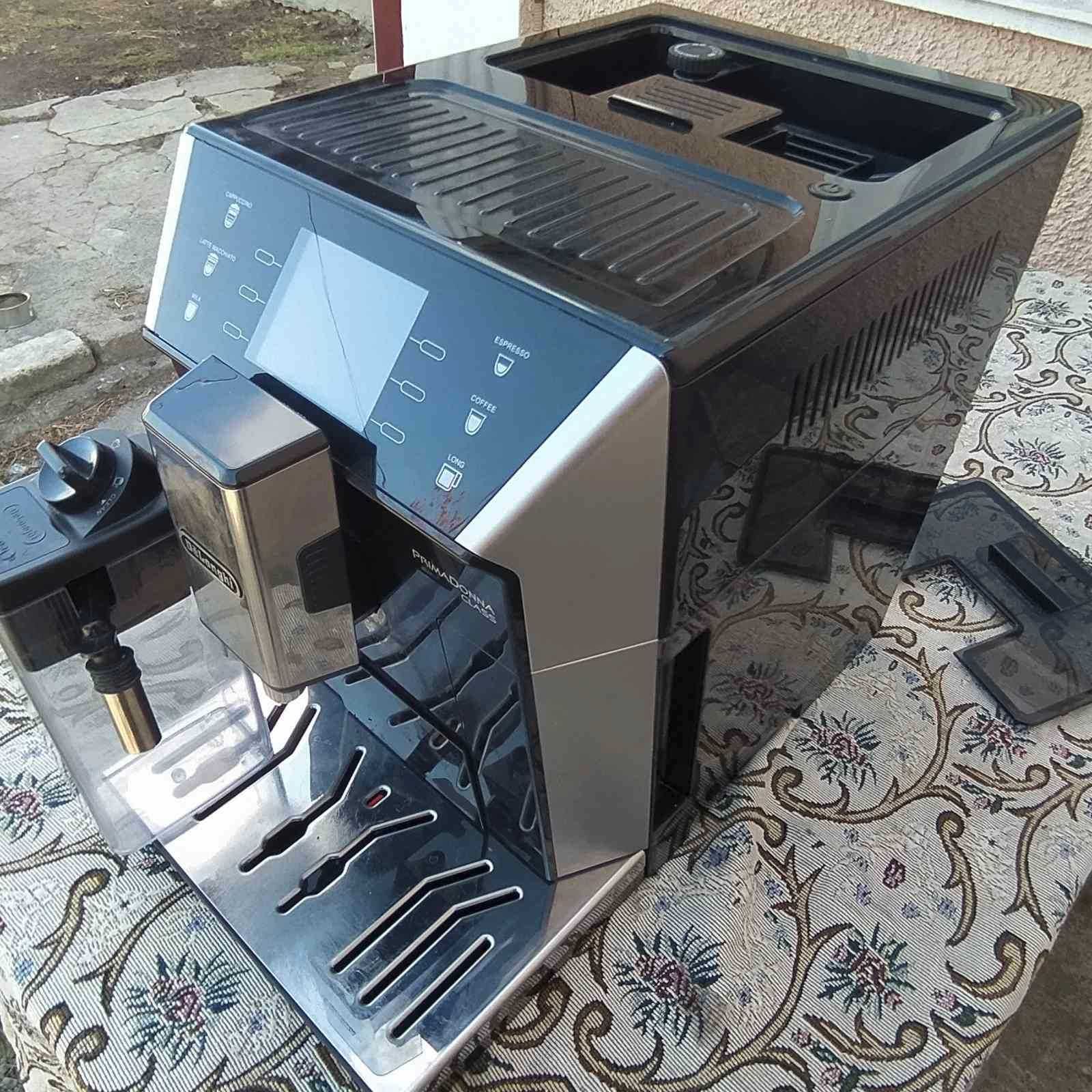 Кавомашина DeLonghi ECAM 550.55 SB PrimaDonna Class (потребує ремонту)