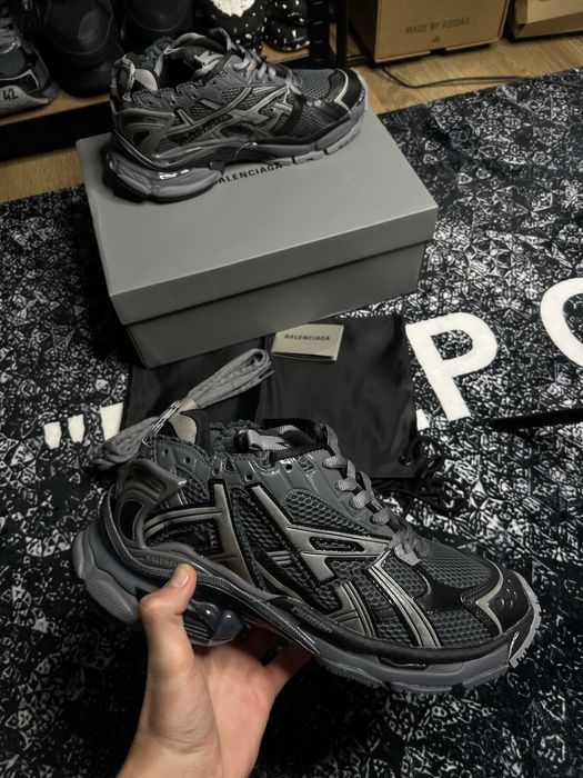 Кросівки Balenciaga Runner Graffiti  / Кросівки Баленсіага Ранер