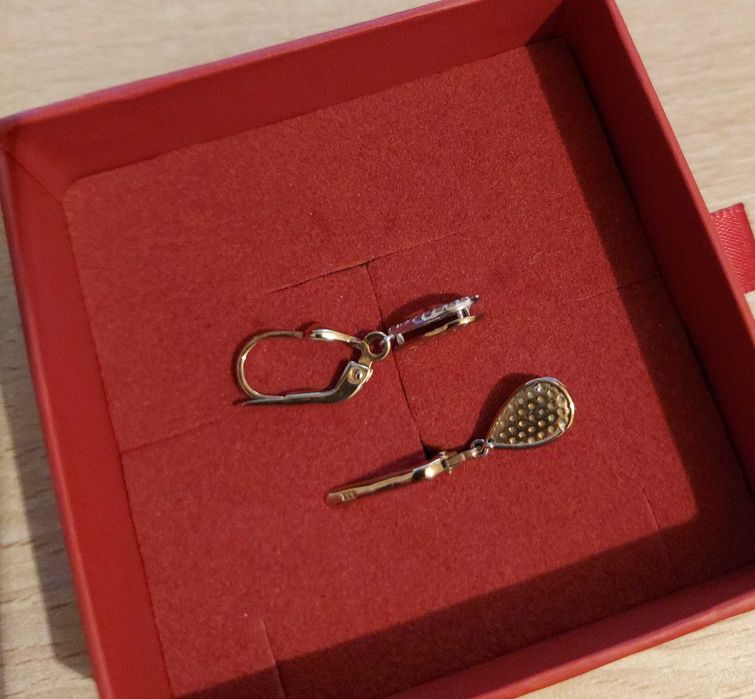 Wiszące złote kolczyki pr. 333 z cyrkoniami - diamentowane