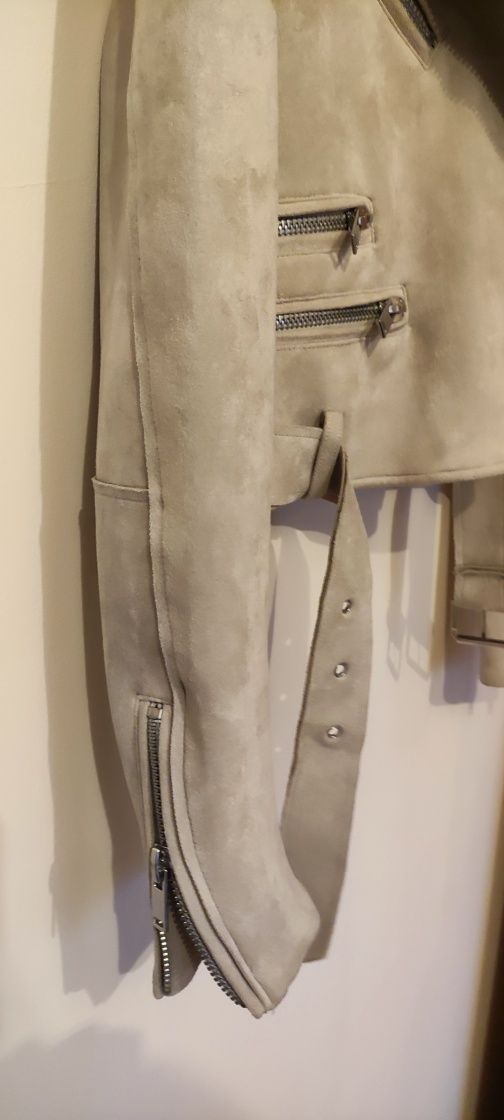 Kurtka damska biker Stradivarius z imitacji zamszu roz. S