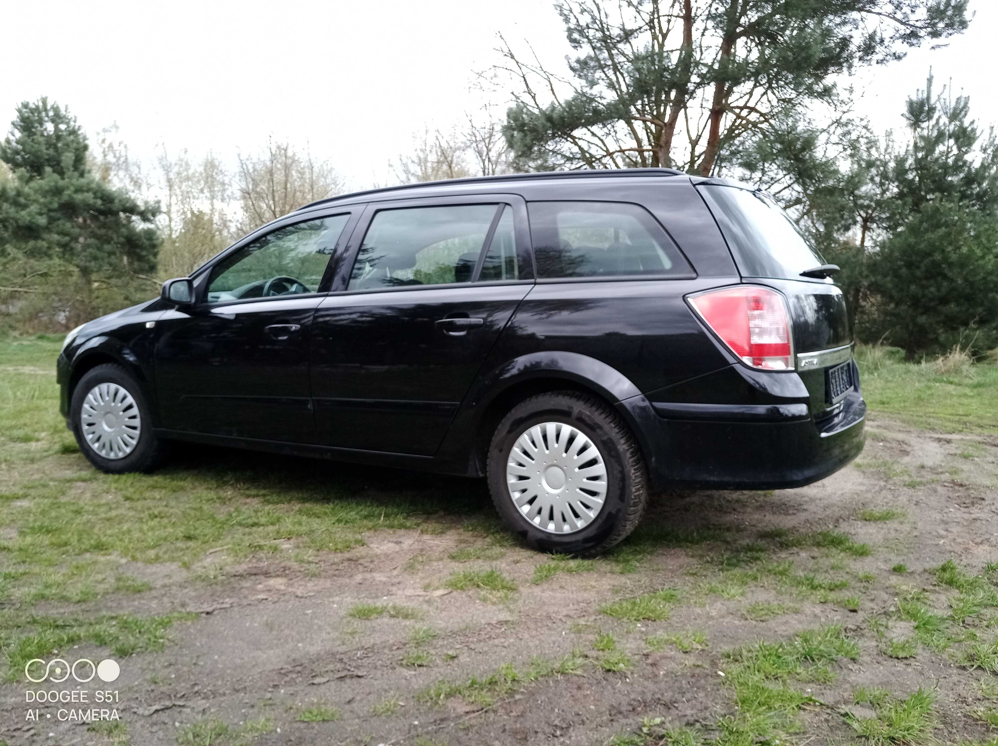 Opel Astra 1,6  H sprowadzony z Niemiec.