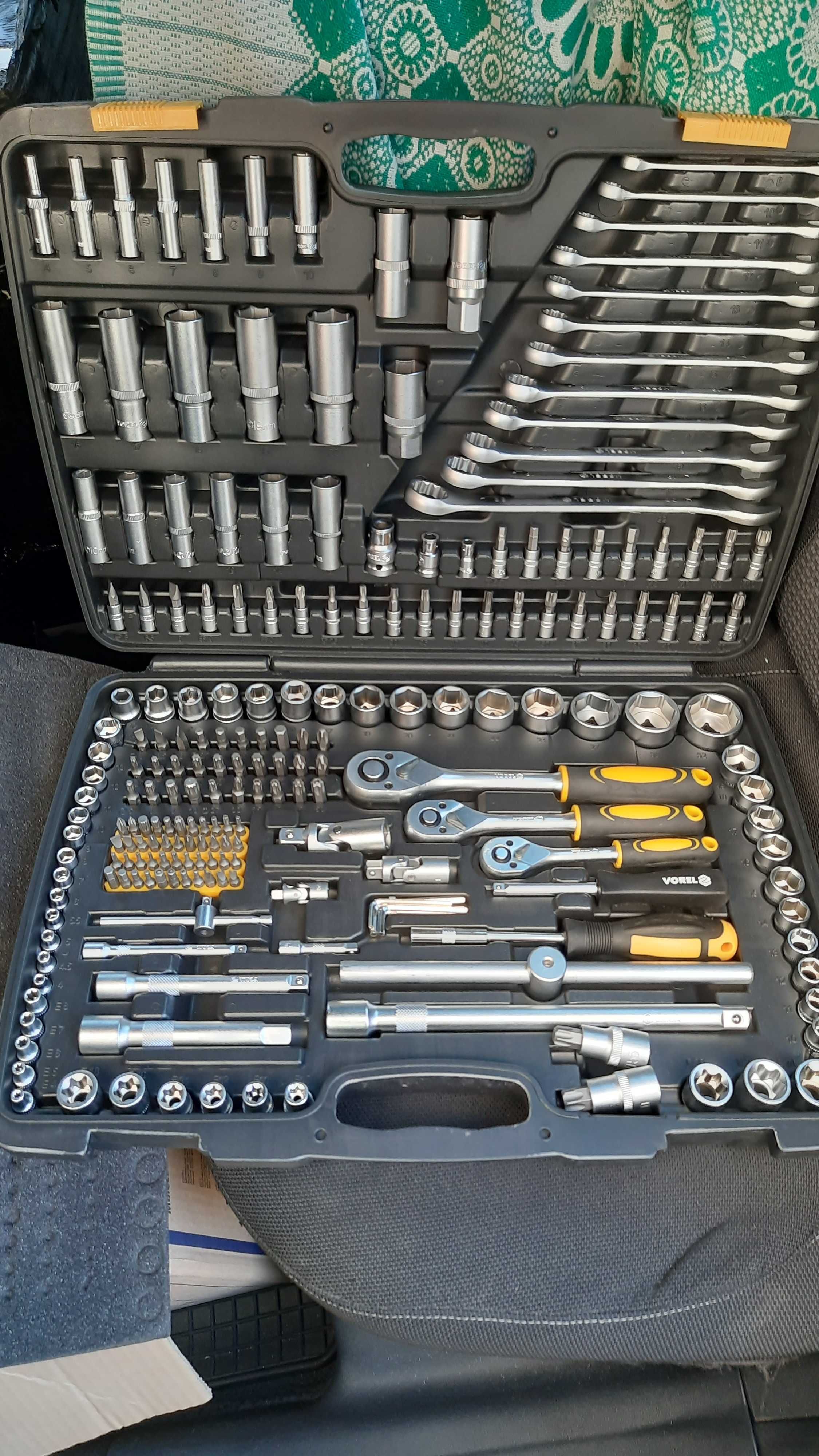 Vorel 58700 профессиональный набор инструментов для ремонта авто