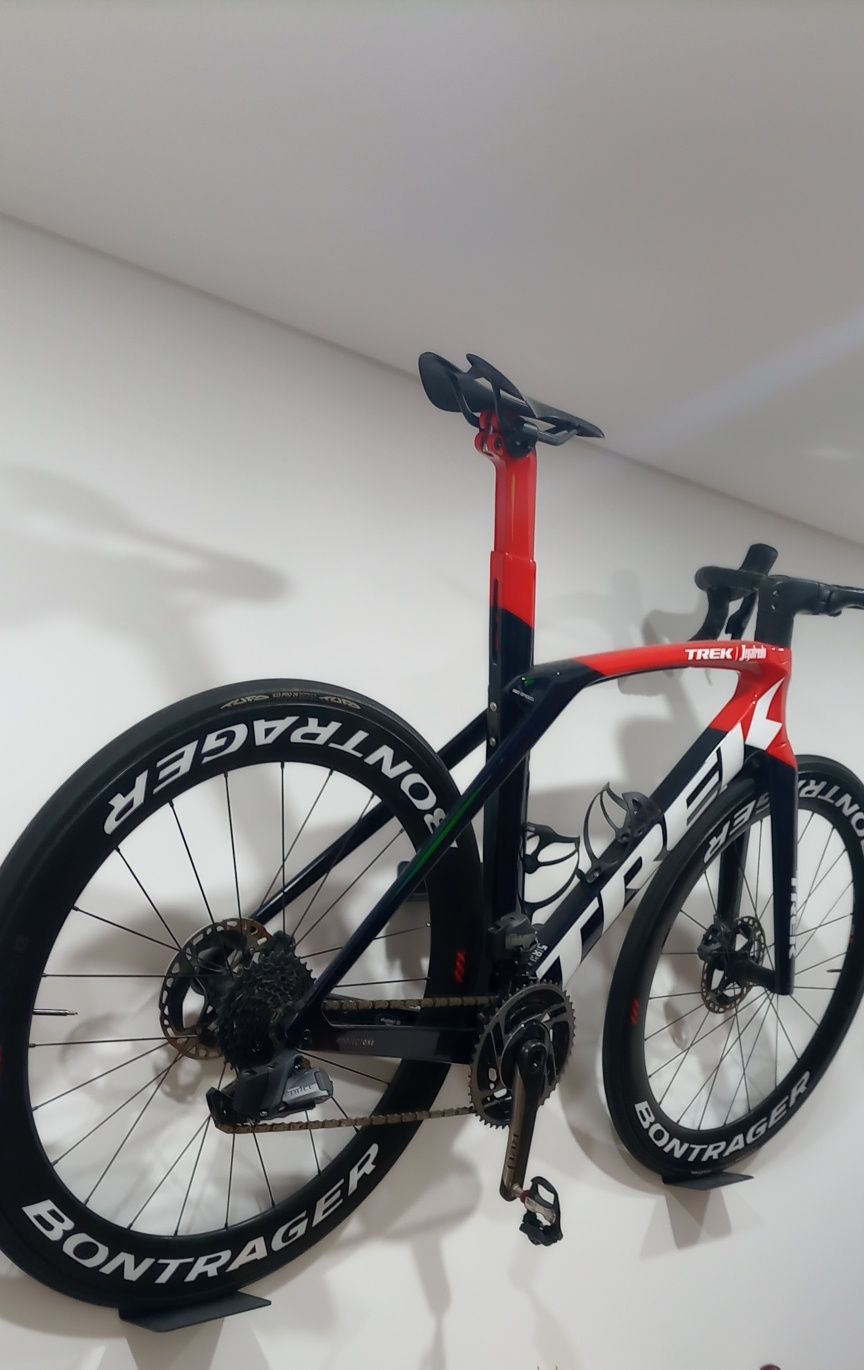 Suporte de parede bicicleta e bomba bicicleta