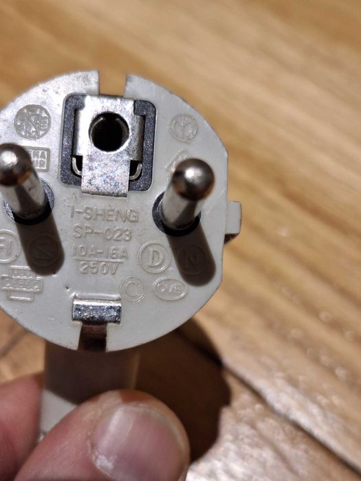 Przewód, kabel zasilający do komputera, PC, drukarki, monitora trapez