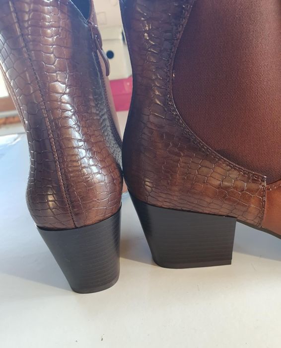 Brązowe kowbojki damskie roz36