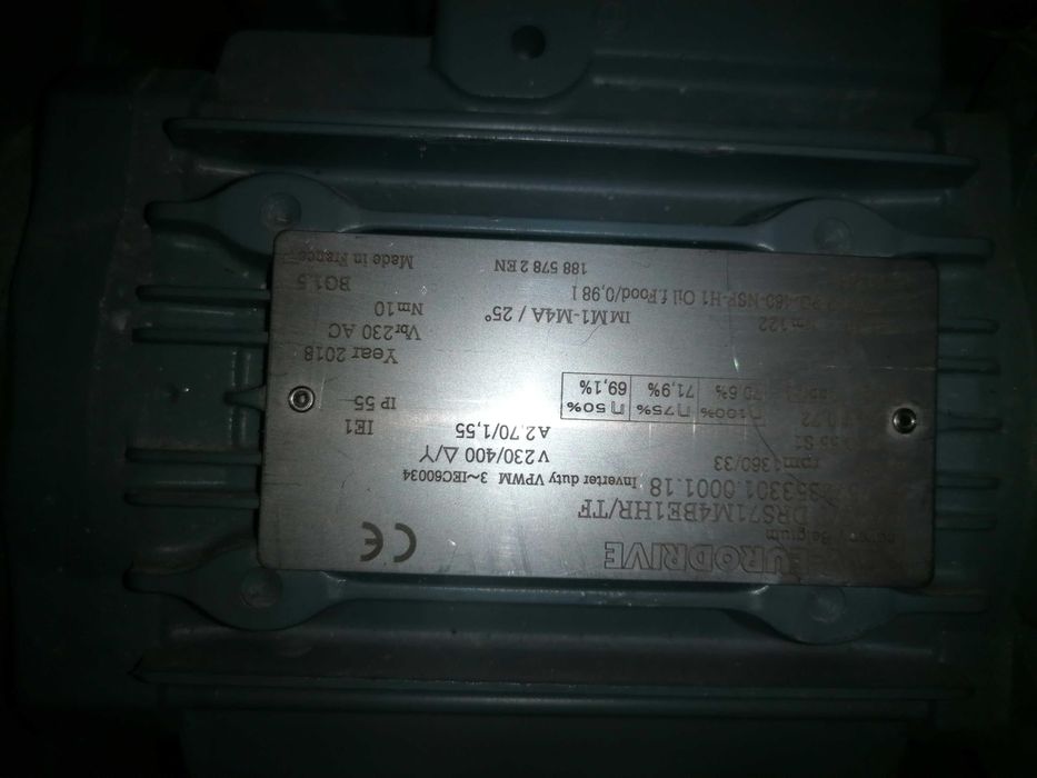 Motoreduktor firmy sew 0,55kw 8,7 obrota na minutę