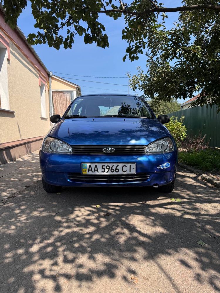 Продам автомобіль Лада Калина