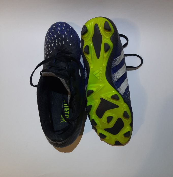 Продам бутсы, футзалки,сороконожки