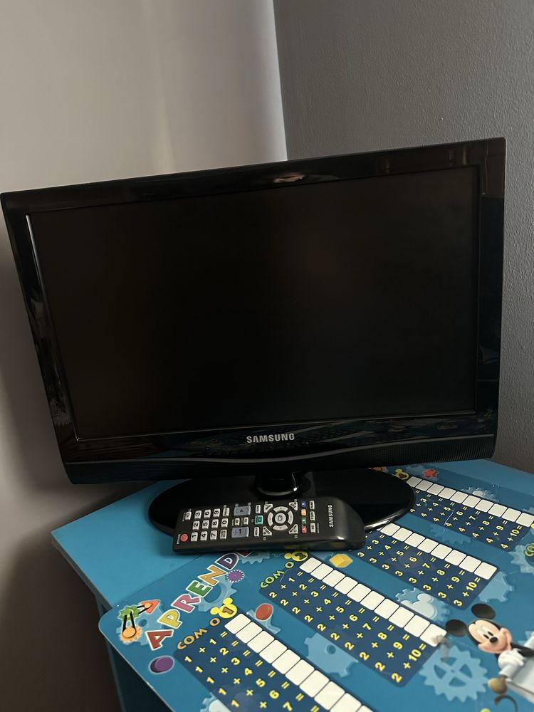 Secretaria com computador completo Asus