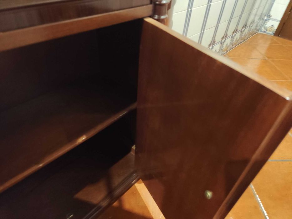 Móvel aparador/consola com pedra marmore