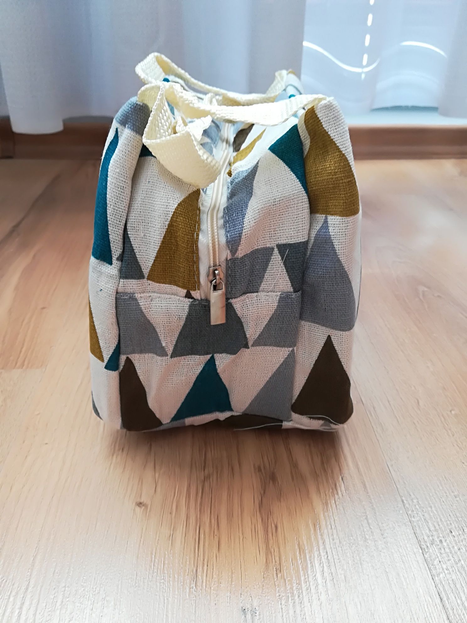 Lunch bag, torba termiczna na posiłki do pracy, w podróż