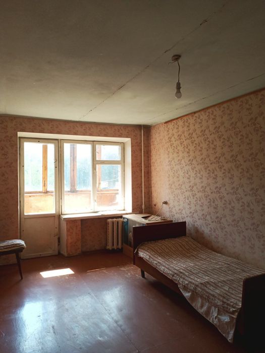 Продам 3 к квартиру в центрі