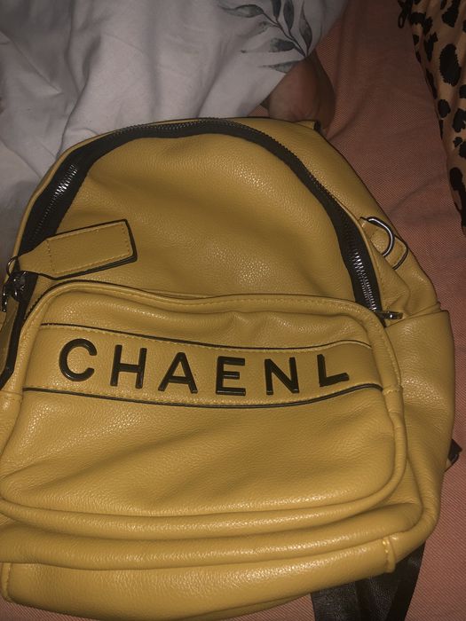 портфель новий СHAENL