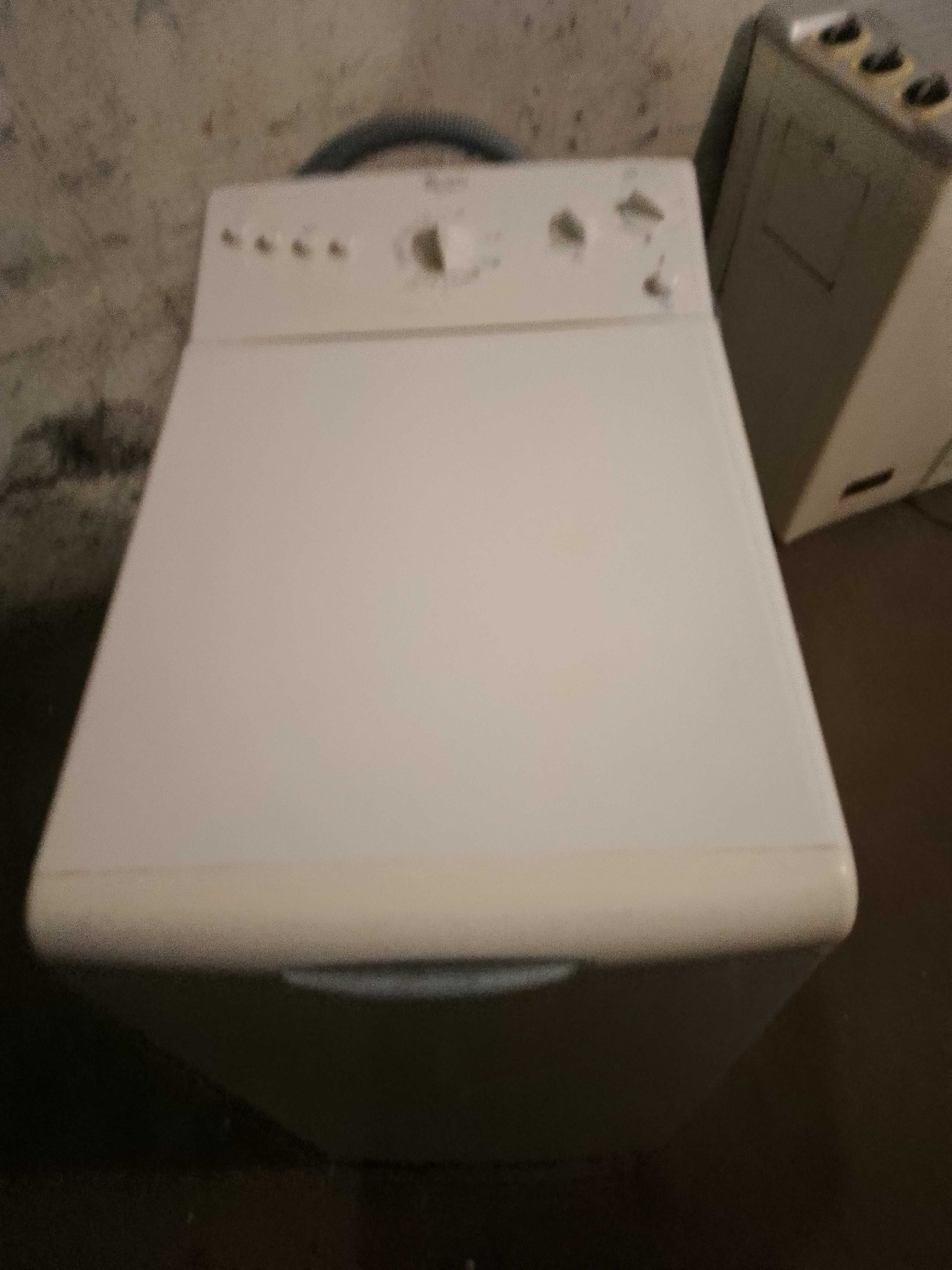 Продам Стиральная машина WHIRLPOOL