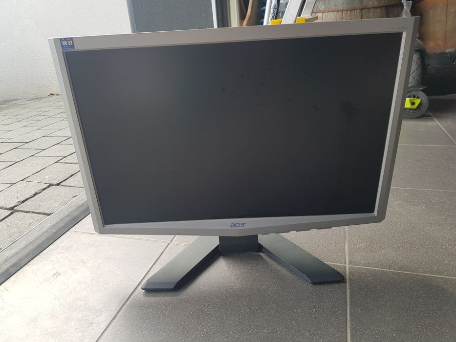 Monitor Lcd 19 cali Acer jak nowy