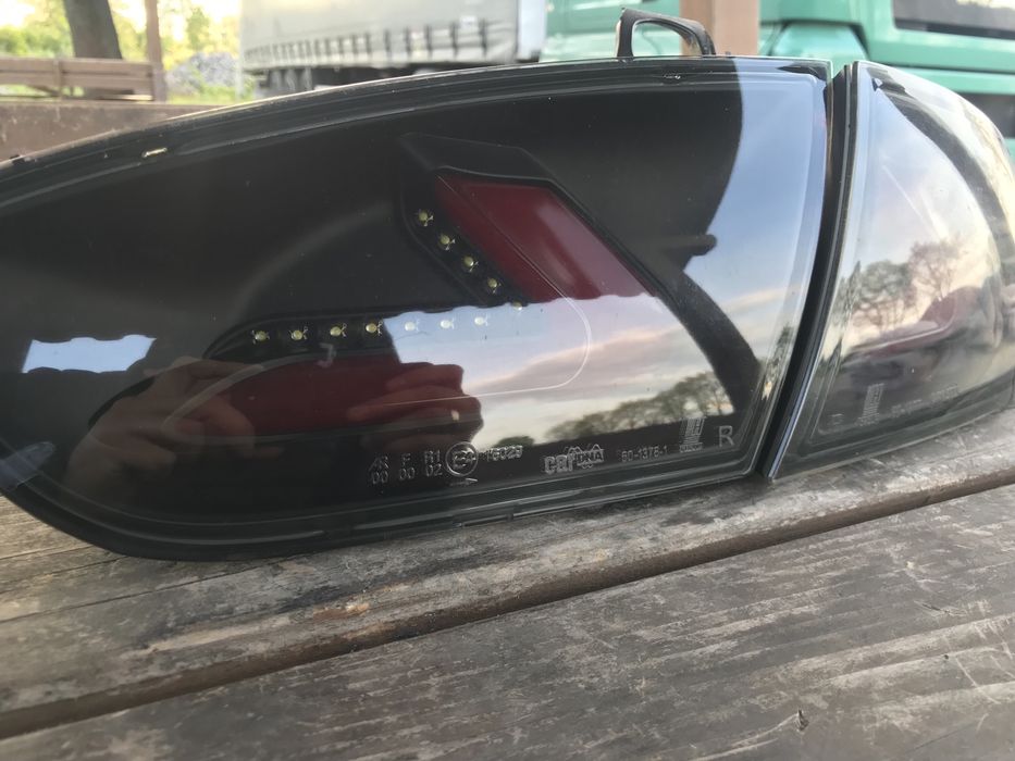 Стопи фул лед сеат леон мк2 тип1р