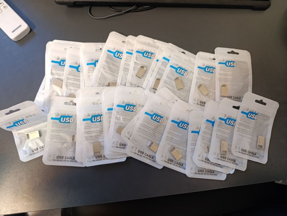 Флешка  / флеш накопичувач 4,8,16,32,64гб