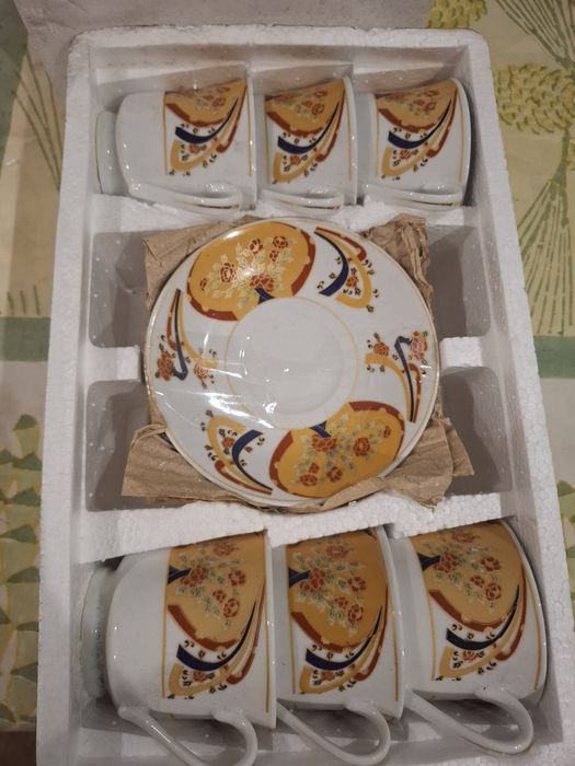 Serviço de chá em porcelana