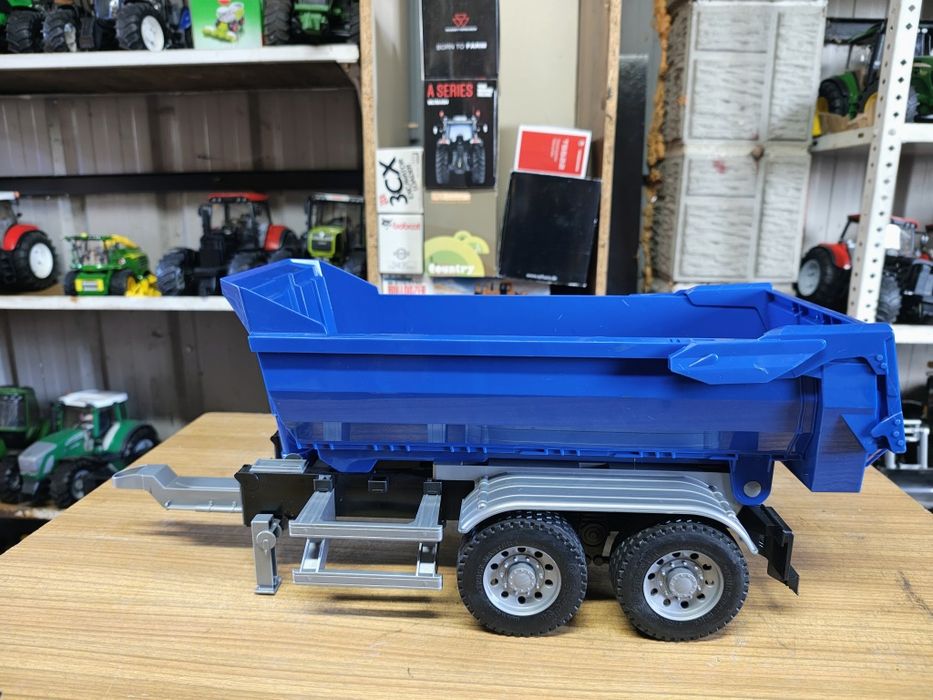 Bruder przyczepa do wywrotki