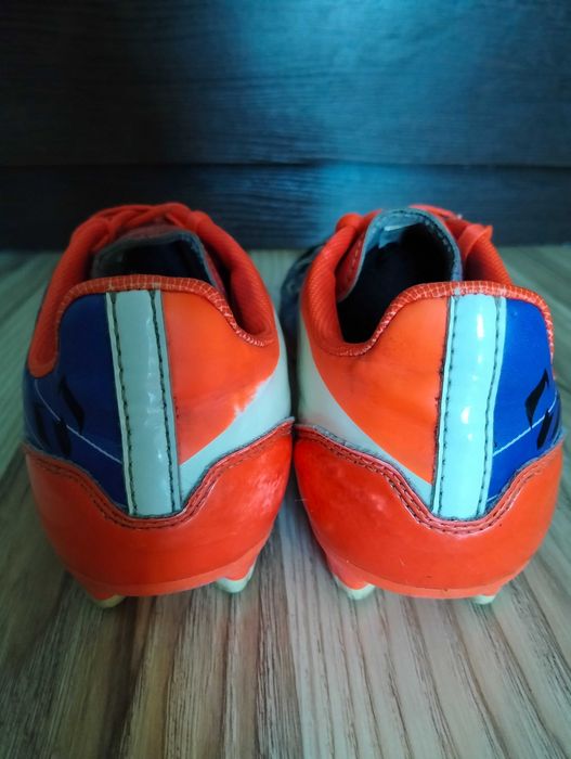 Футбольні бутси б/у