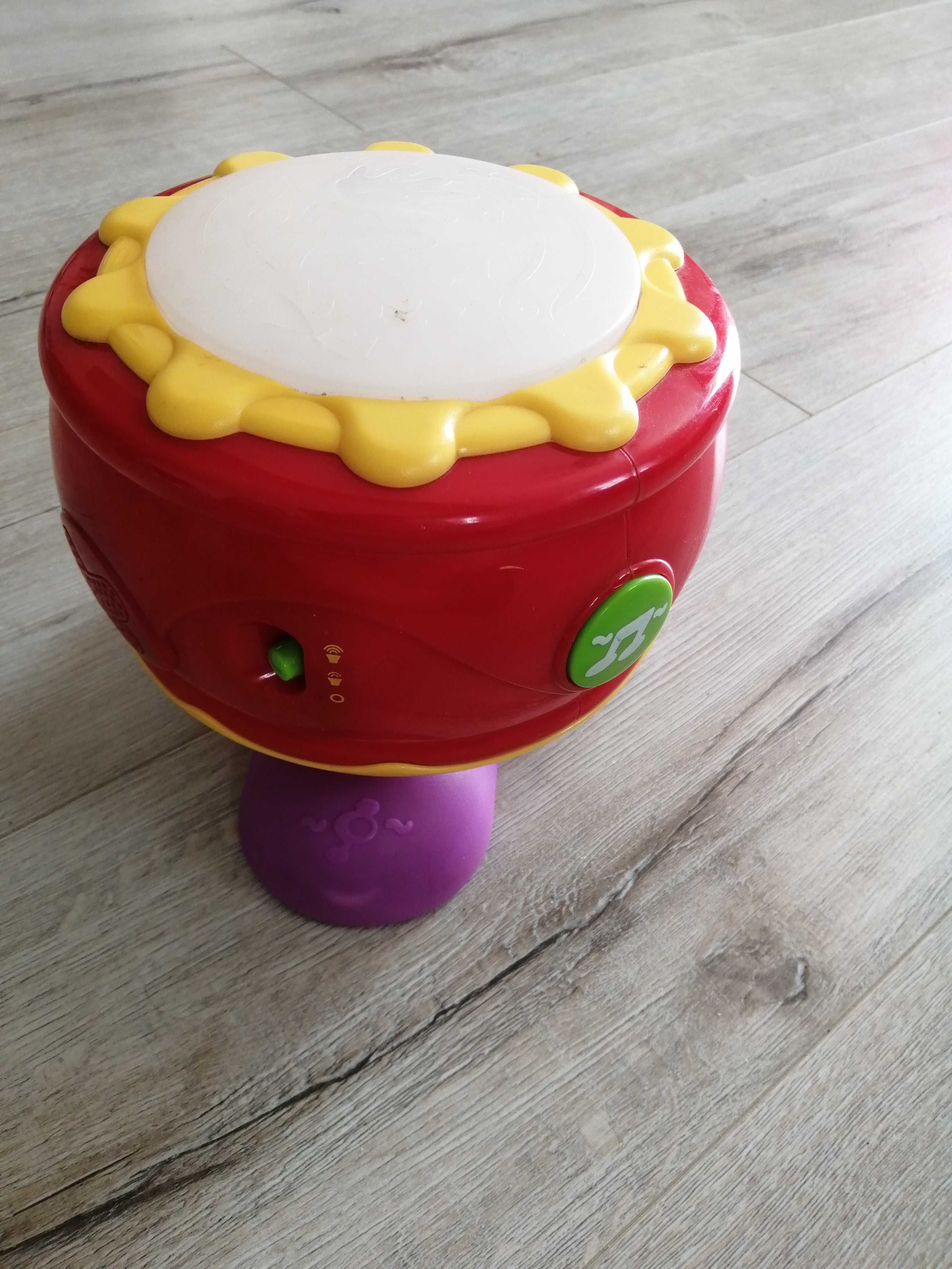 Bębenek instrument dla dziecka