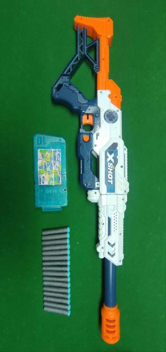 Pistolet X-shot na strzałki NERF