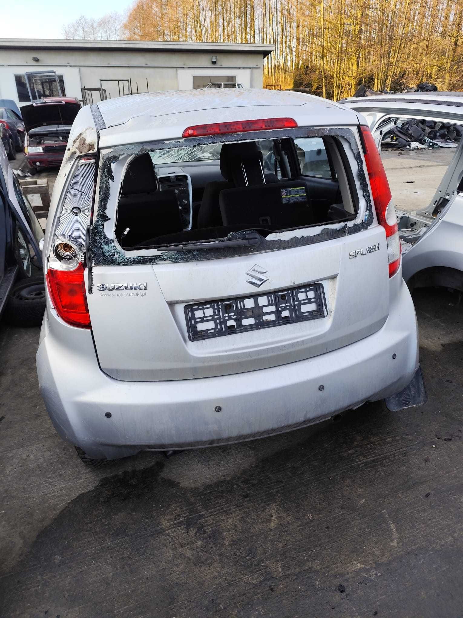 Posiadam czesci suzuki  splash  1.2    2010r