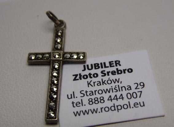 Przedwojenny srebrny krzyż krzyżyk markazyty.