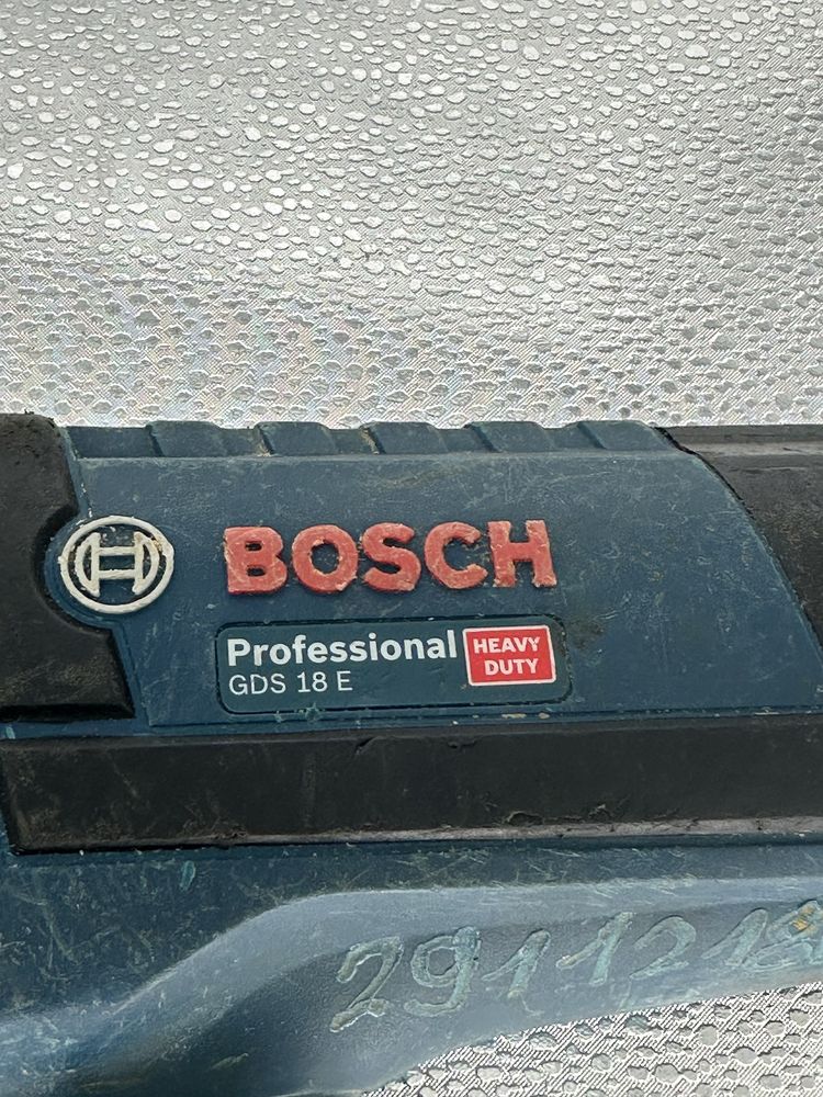 Ударный гайковерт BOSCH GDS 18 E Professional