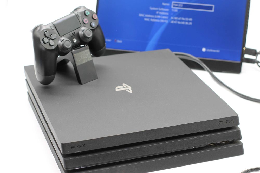 Konsola PlayStation 4 Pro CUH-7016B – wersja z softem 11.00