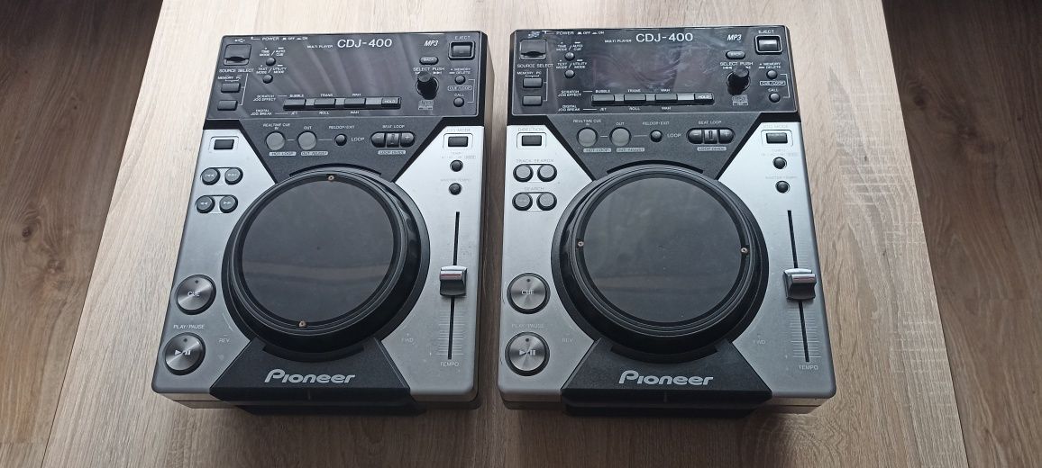 Zestaw konsola Pioneer DJM 600 + 2x CDJ 400