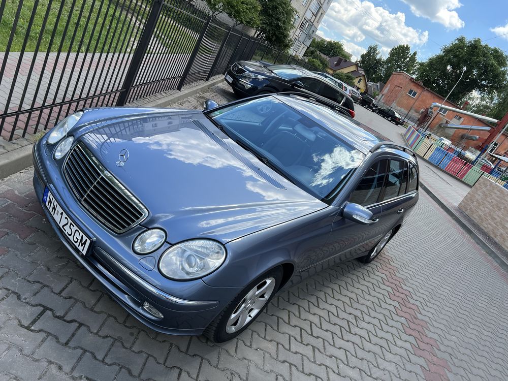 Mercedes W211 (S211) E320 бензин. Прекрасний стан. Рідна фарба і скло.
