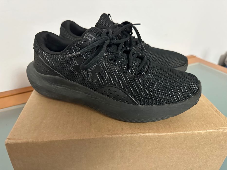Ténis Under Armour 44