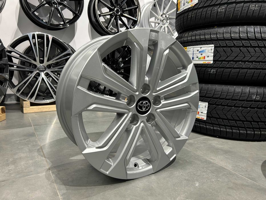 Oryginalne felgi 18 5x114.3 ET35 Toyota RAV4 C-HR II Corolla Cross
