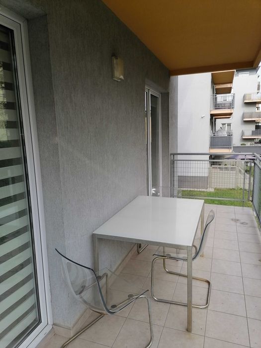 Wynajmę 3-pokojowe mieszkanie z garażem na Parkitce.