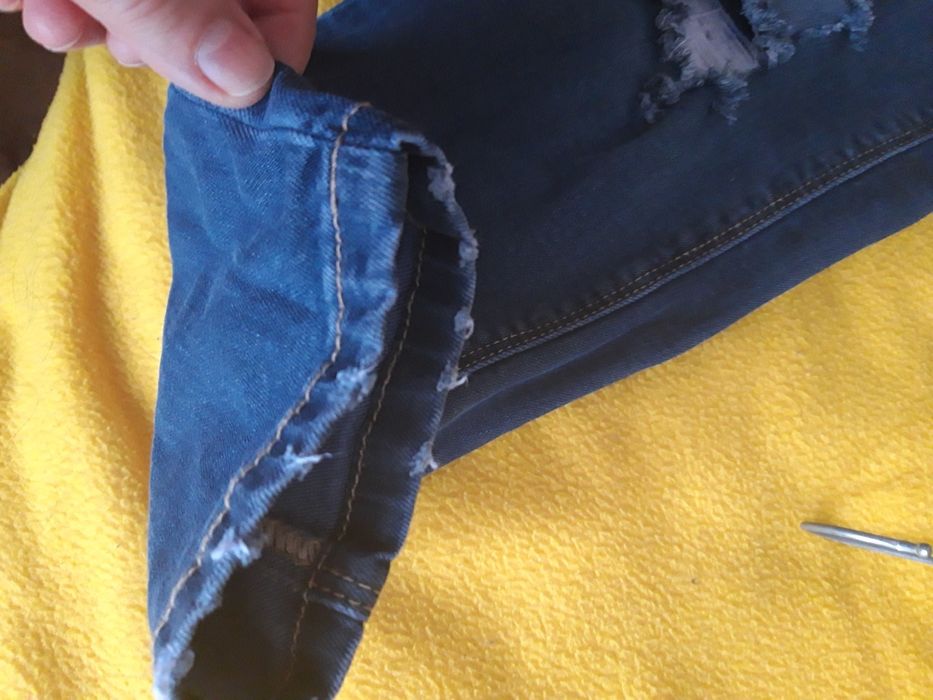 Śliczne spodnie jeansy skinny rozmiar 42/44/46  2XL   New Look