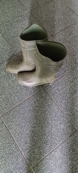 Buty/Kalosze ochronne z metalowym noskiem