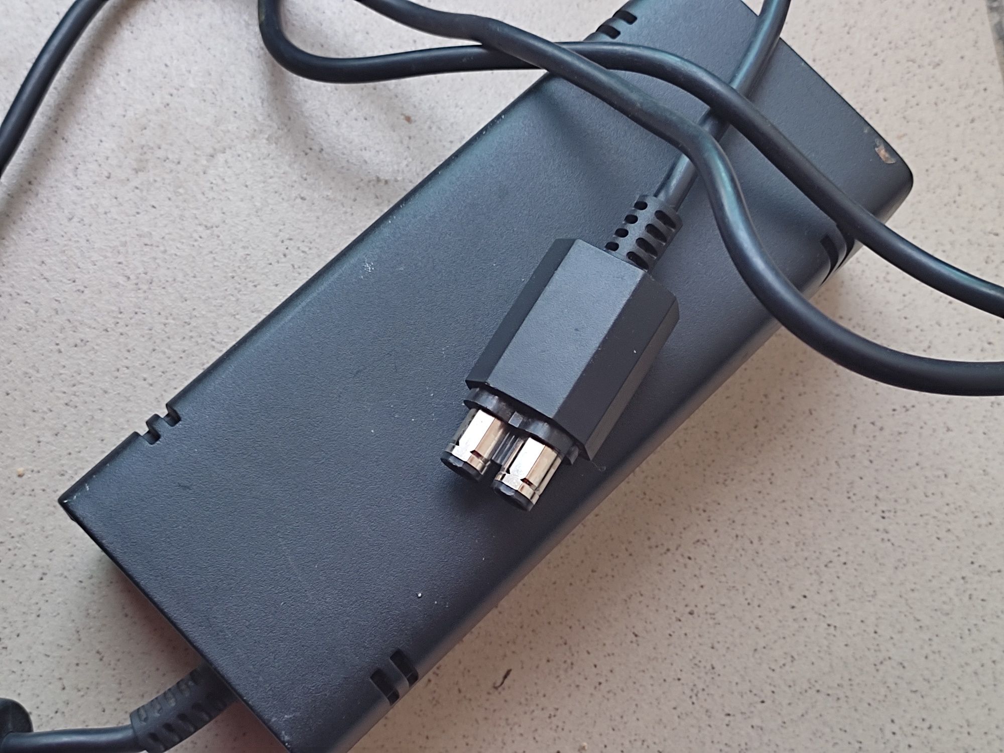 Оригінальний Блок живлення Xbox 360 Slim Model CPA09-011A 135W.