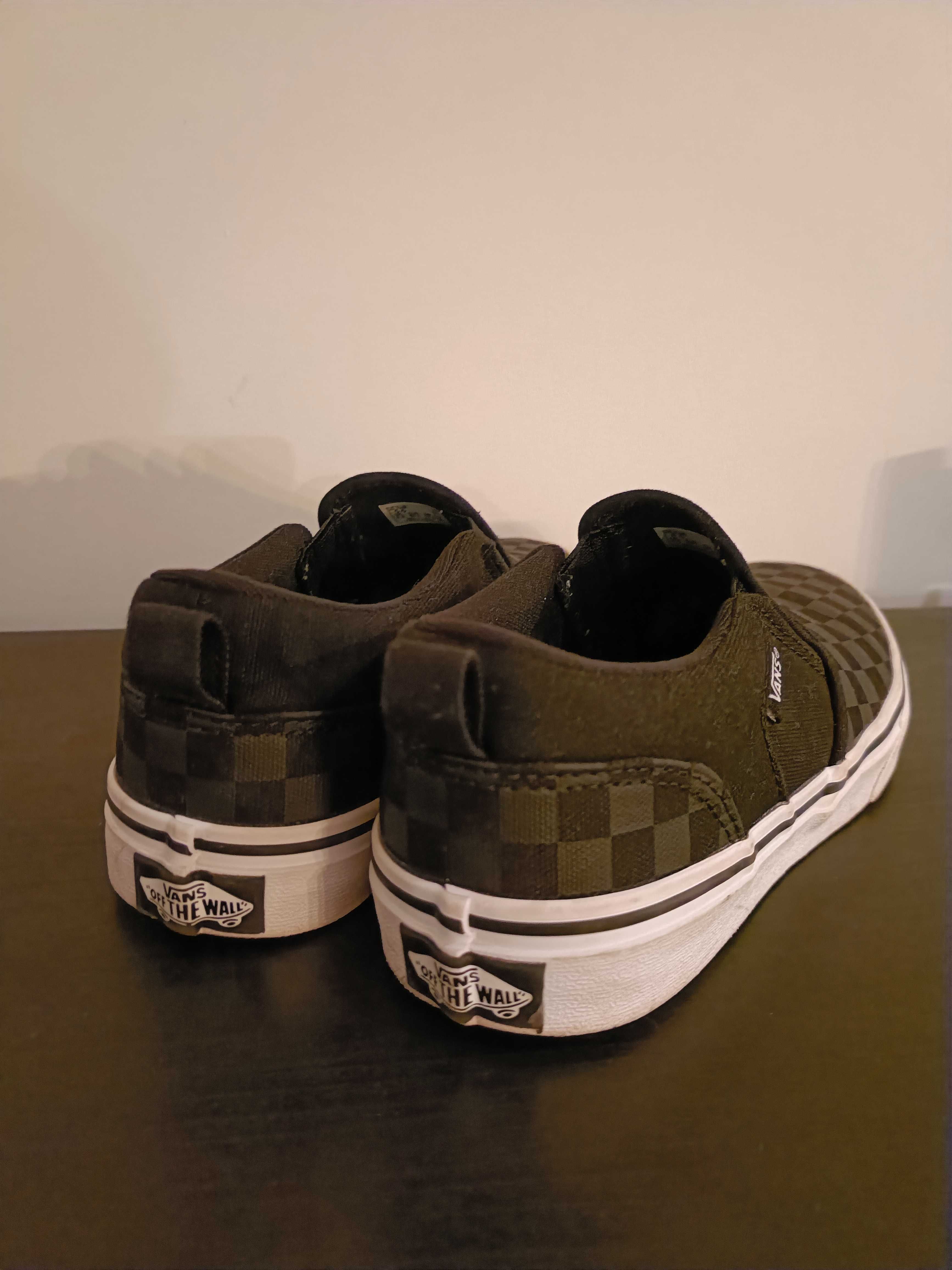 Vans Slip on pretas xadrez