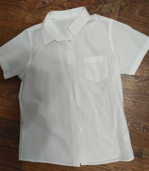 Блузки  Waikiki, білі рубашки шкільні для дівчинки стан нових Брюки