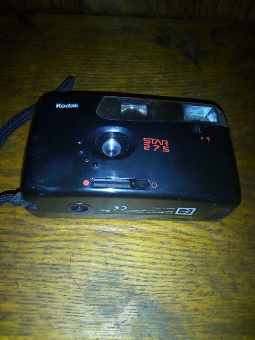 Плівковий фотоапарат Kodak star 275