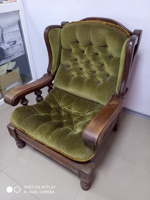 Продам диван +2 кресла